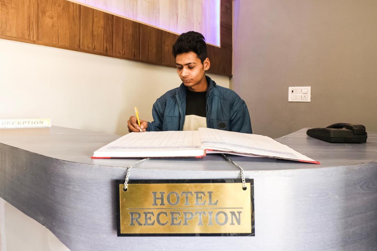 Hotel O Sheela Rohtak Ngoại thất bức ảnh