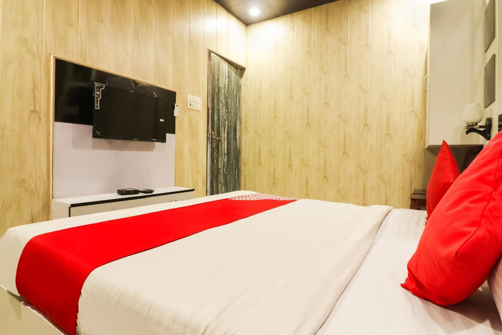 Hotel O Sheela Rohtak Ngoại thất bức ảnh
